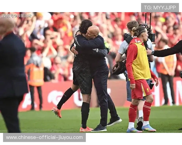 伤病潮影响争四格局：利物浦后防轮换压力增大